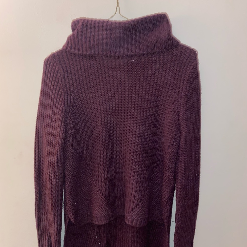 Anthropologie Turtle Neck